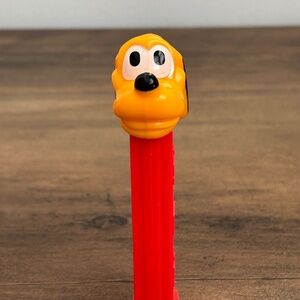 * Vintage Walt Disney PLUTO Mickey Mouse Dog Candy PEZ Dispenser Red & Orange *